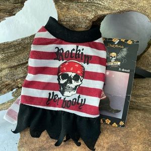 Pets Rock | Brett Michaels Skull Pirate Tee XS
